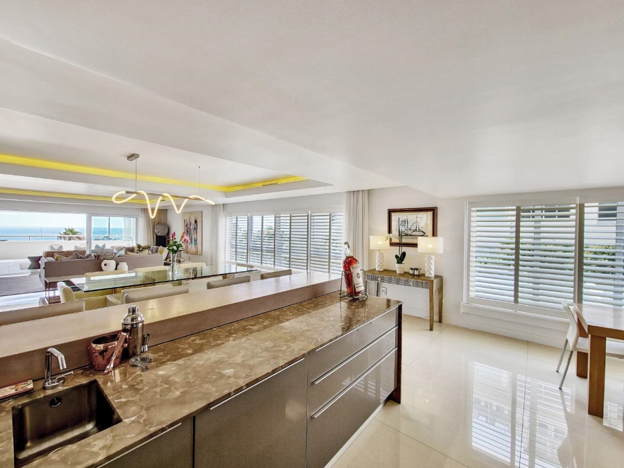 4 Bedroom Property for Sale in Mouille Point Western Cape